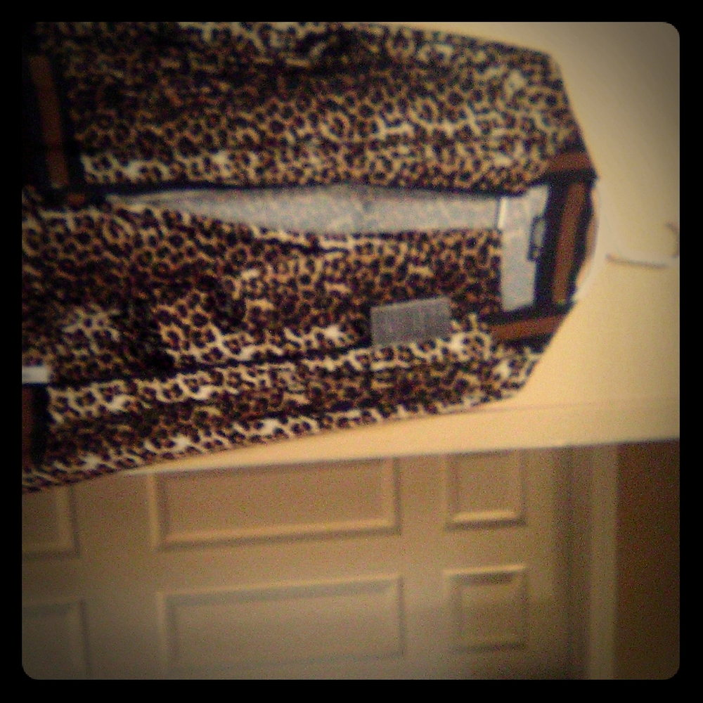 Beautiful New leopard suit